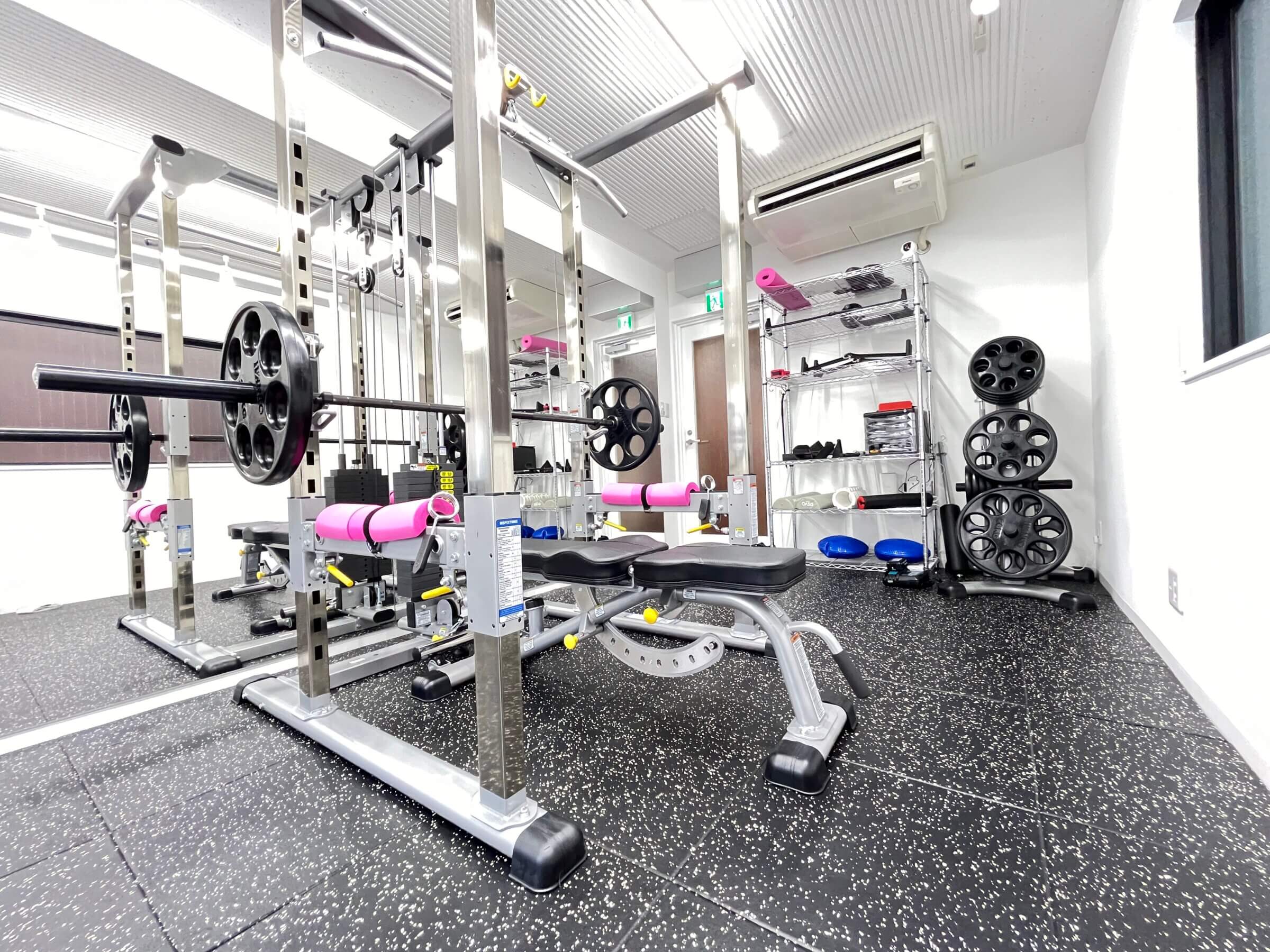 MIYAZAKI GYM 赤坂店の写真 1