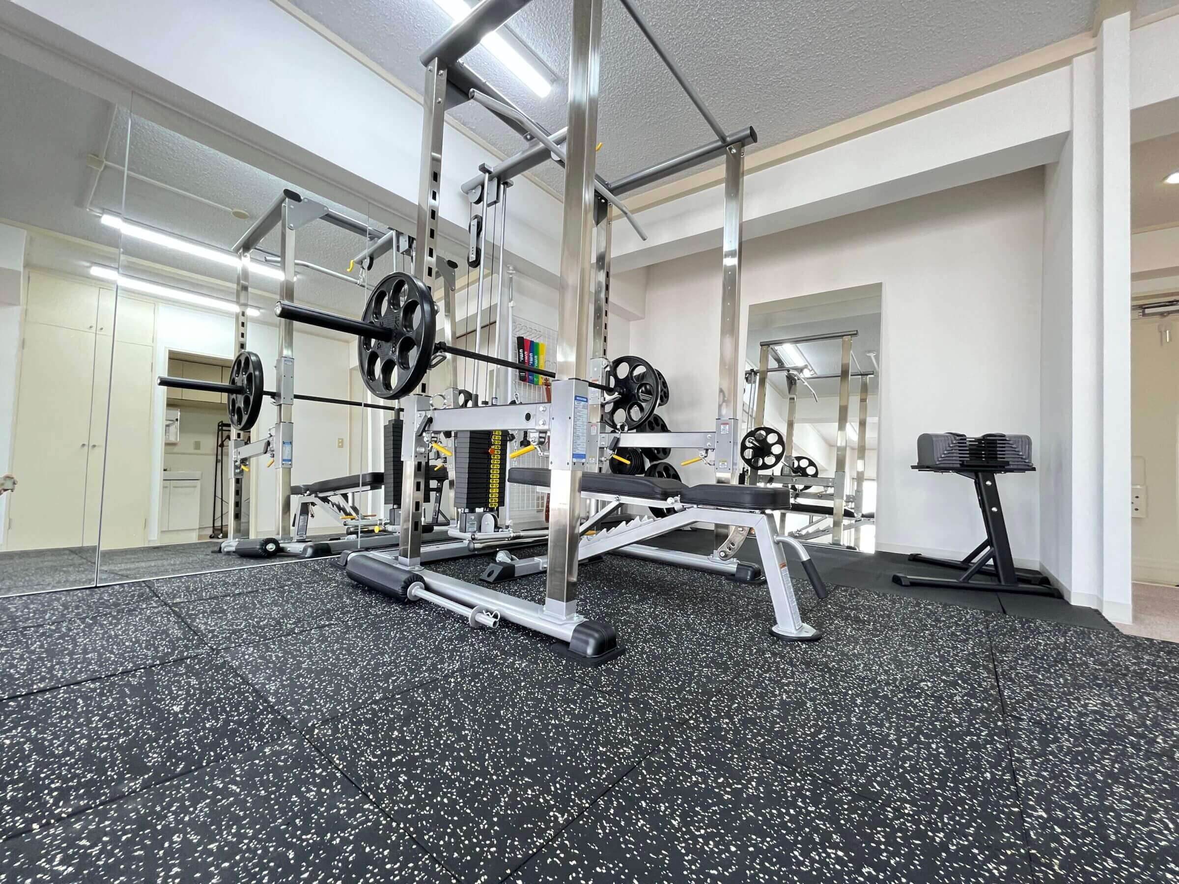 MIYAZAKI GYM 用賀店の写真 1